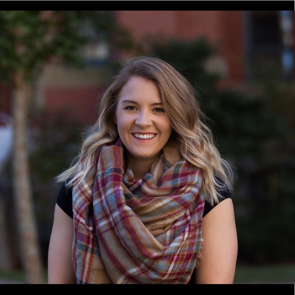 Meet your Posher, Amy